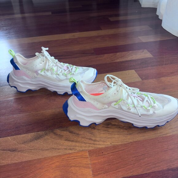 NWOT - Sorel - Kinetic Breakthru Tech Sneaker (Size: 8.5) - Picture 10 of 13